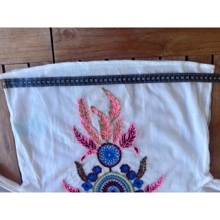 Blusa tul bordada étnica blanca