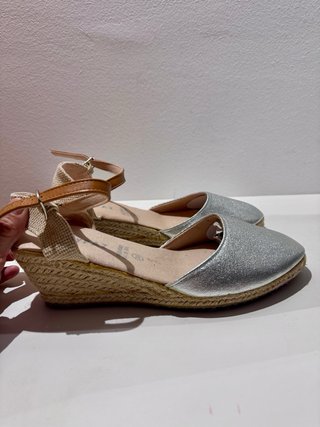 Alpargatas Plataforma Plata Talla 39