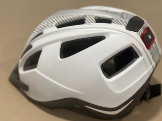 Casco de bicicleta blanco