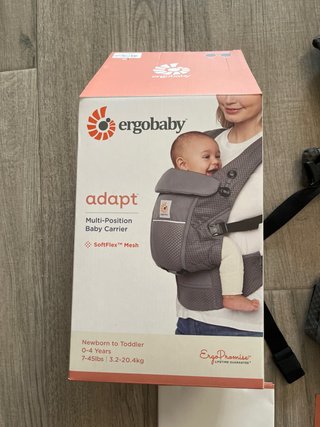 Mochila Portabebés Ergobaby Adapt Gris