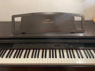 Piano Digital Yamaha Clavinova