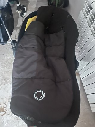 Bugaboo Bee con capazo bee 5 y accesorios
