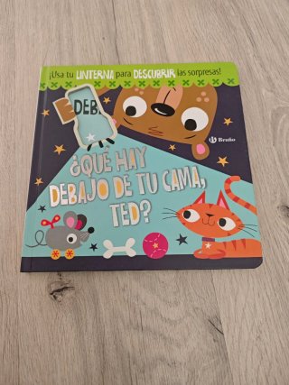 Libro infantil "Qué hay debajo de tu cama, Ted"
