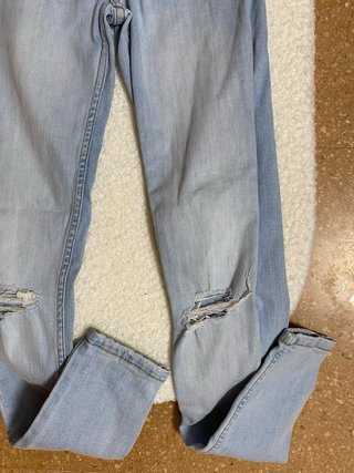 Bershka Pantalón Pitillo Azul Roto Talla 32