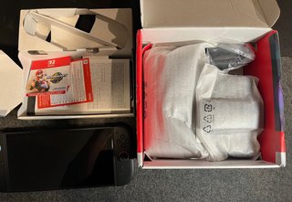 Nintendo Switch 2 con caja y accesorios.Como nueva
