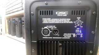 Altavoces QSC HPR 122i (8 unidades)