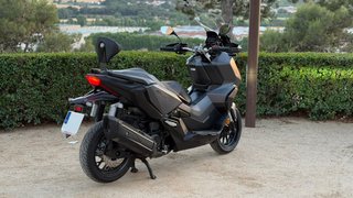 Honda ADV 350 Negra/Gris