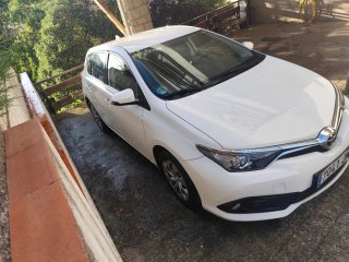 Toyota Auris 2015