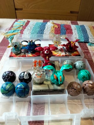 Lote de Juguetes Bakugan