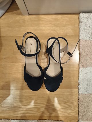 Sandalias PICCOLA PIU Talla 39