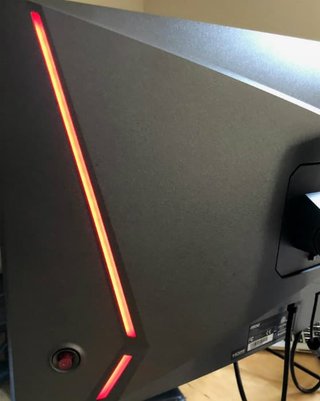 Pantalla MSI MAG24C Curva 144Hz 1ms
