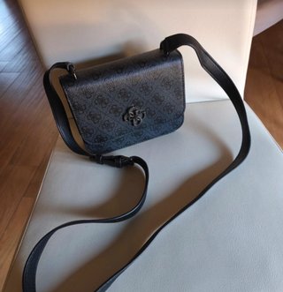 Borsa Guess tracolla 4G nera/grigia