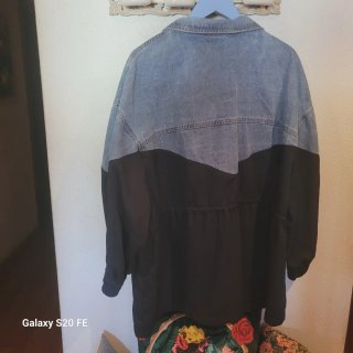 Cazadora vaquera negra y azul Talla 60