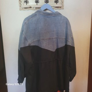 Cazadora vaquera negra y azul Talla 60