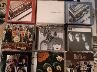Lote de CDs de The Beatles