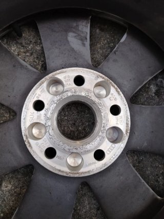 Llantas + neumáticos Audi 16"