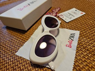 Zara Barbie Movie Sunglasses-Gafas de Sol