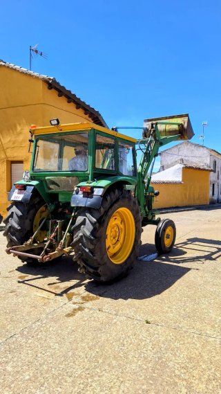 Tractor John Deere 3130 LS con pala