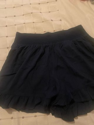 Shorts azules con volantes