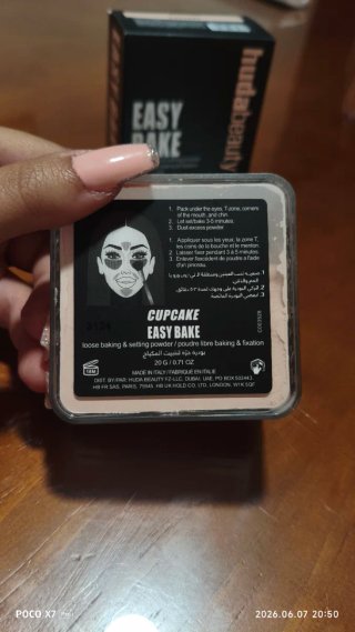 Huda Beauty Easy Bake Polvos Selladores nuevos