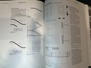 Construir La Arquitectura del Material En Bruto...