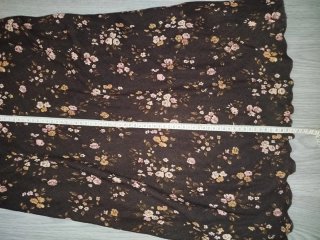 Vestido midi floral Zara