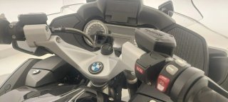 BMW R1200RT Azul oscura y Marrón