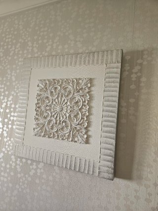 Cuadro Decorativo Plateado y Blanco