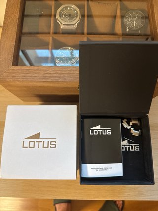 Reloj Lotus Multifuncion Verde y Plateado