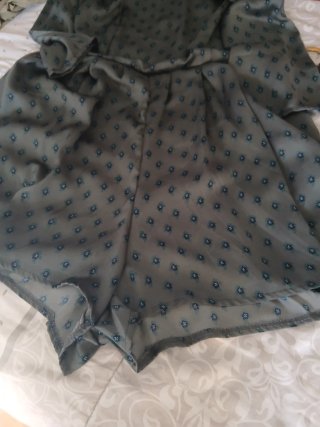 Vestido/pantalón Shana raso gris/azulado.
