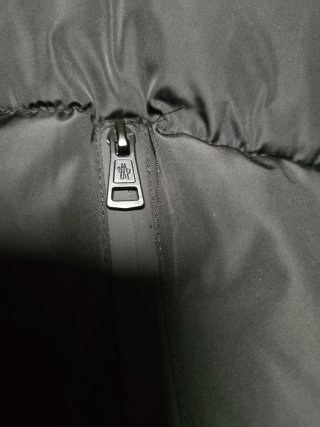Abrigo Moncler Negro