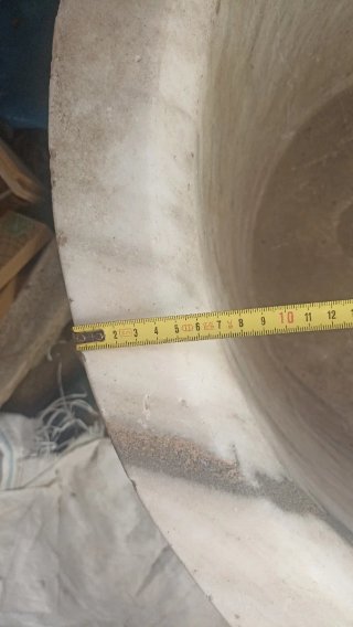 Bañera de mármol antigua