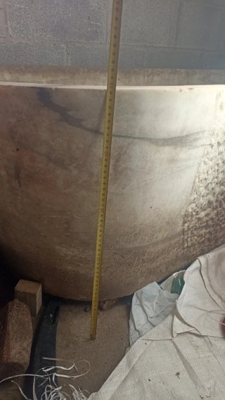 Bañera de mármol antigua