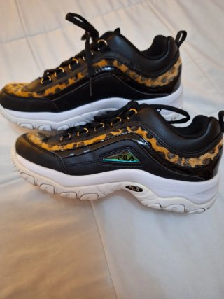 Zapatillas Fila Mujer Talla 38 .