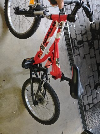 Bicicleta BTWIN Racing Boy 520 FS Roja