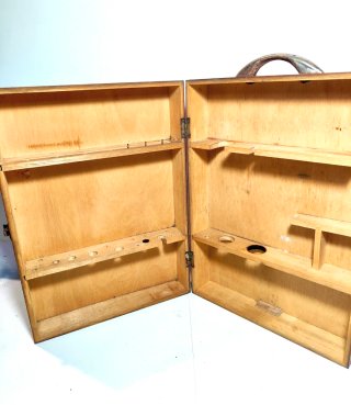 Caja de madera para herramientas