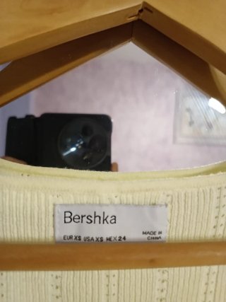 Top Bershka Amarillo Talla XS