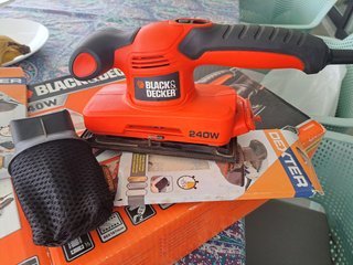 Lijadora Black & Decker 240W