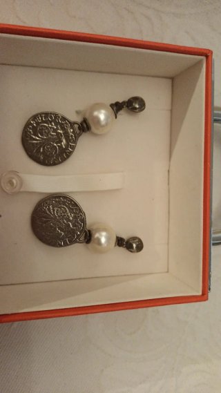 Pendientes Uno de 50