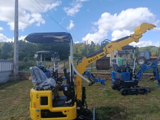 Mini excavadora R319