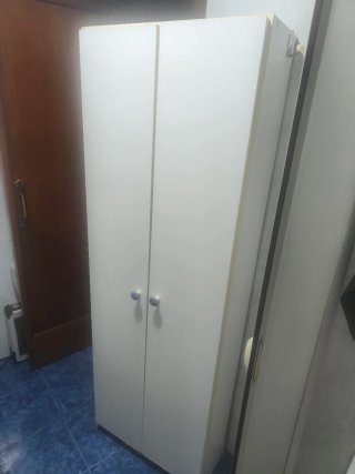 Mueble de baño blanco