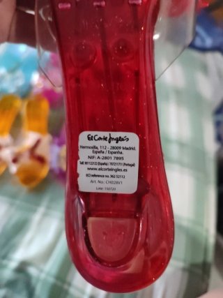 Zapatos niña Disney Talla 28 cuatro euros los 5