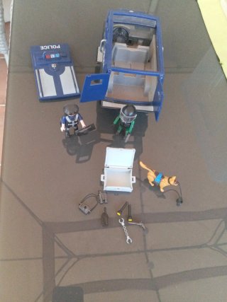 Playmobil Coche Policía y Accesorios