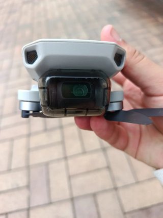 DJI Mini 2 SE Drone con Mando y Baterías