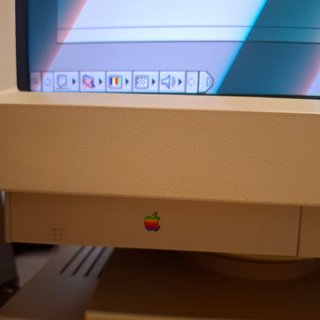 Apple Multiple Scan 15 Display