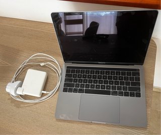 MacBook Pro 13