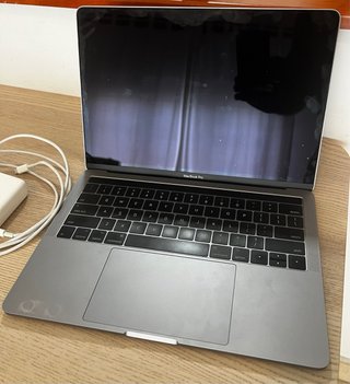 MacBook Pro 13
