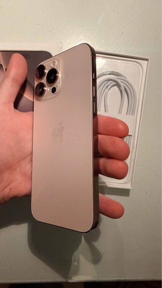 iPhone 16 Pro Max 256GB Dorado