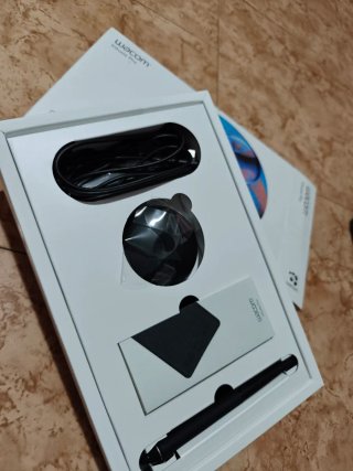 Tableta Gráfica Wacom Intuos Pro