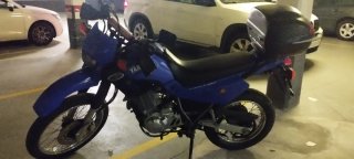 Yamaha XT 600 con 23000 km año 2004